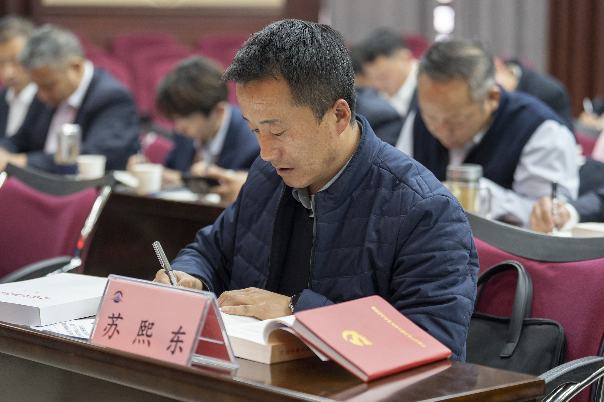 德信控股集团有限公司